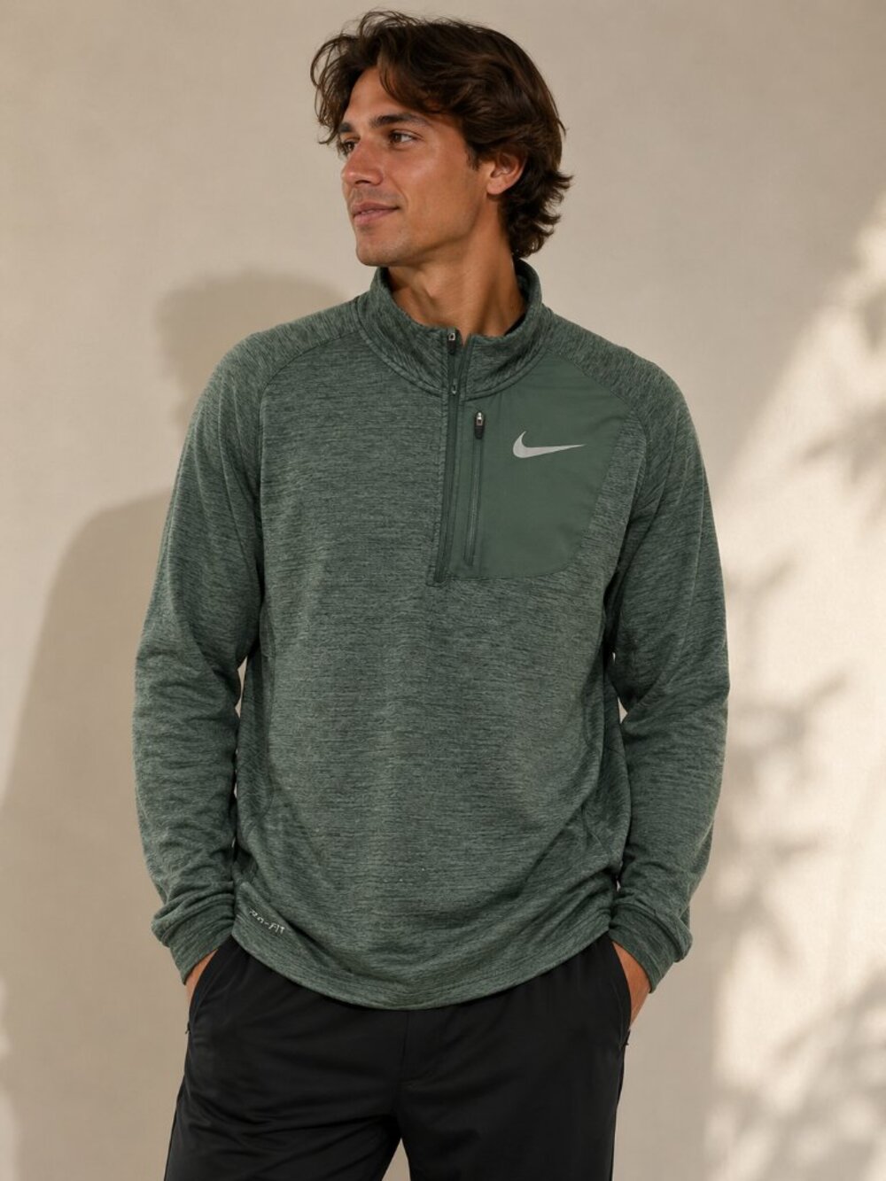 Nike Men's Therma Half-Zip Running Top in Green | size Large